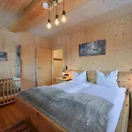 Braito's Seaside Und Suites, Ferienhaeuser Und *